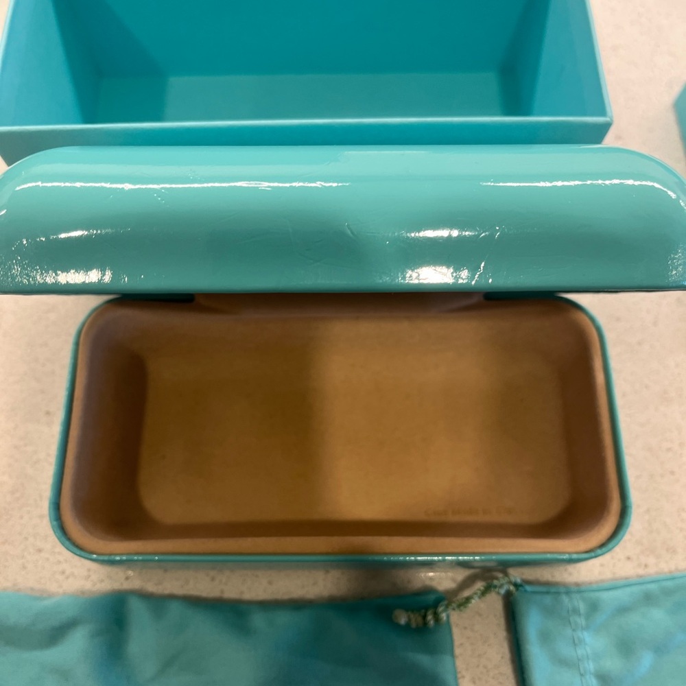 TIFFANY $ CO. Chic Turquoise Glasses Case